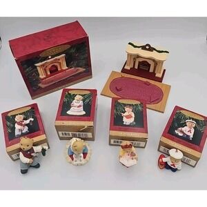 1993 Hallmark Keepsake Ornament The Bearingers Complete Set of 5 Christmas Decor